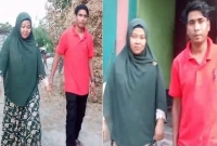 প্রেমের টানে সিরাজগঞ্জে ছুটে এলেন ইন্দোনেশিয়ার তরুণী