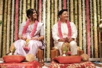 অবশেষে ভারতীয় যুবতীর সঙ্গে বিয়ে করলেন বাংলাদেশি যুবতী অবশেষে ভারতীয় যুবতীর সঙ্গে বিয়ে করলেন বাংলাদেশি যুবতী