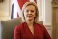 নির্বাচনে জয়ী না হয়েও যেভাবে প্রধানমন্ত্রী হলেন লিজ ট্রাস