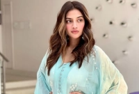 মুসলিমকে বিয়ে করেননি কেন? প্রশ্নের জবাব যা বললেন নুসরাত