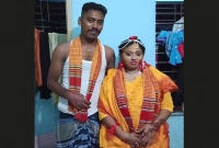 এবার প্রেমের টানে হাজীগঞ্জে ছুটে এলেন মালয়েশিয়ান তরুণী