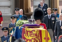 যে কারণে চীনা প্রতিনিধিদলকে রানির মরদেহ দেখতে দেওয়া হচ্ছে না