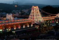 বিশ্বের সবচেয়ে ধনী মন্দির, সম্পত্তি জানলে চোখ কপালে উঠবে