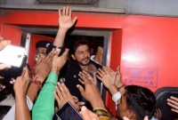 সুপ্রিম কোর্টের রায়ে স্বস্তি পেলেন শাহরুখ খান