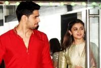 আলিয়ার কোন জিনিসটি বেশি মিস করেন? জানালেন সিদ্ধার্থ