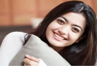 নিজের সৌভাগ্যের মাসের নাম জানালেন রাশমিকা