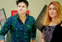 ‘প্রেমের টানে প্রেমিকা দেশে’