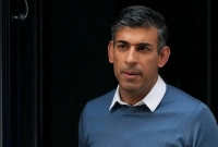 বাংলাদেশি রেস্তোরাঁয় ওয়েটার হিসেবে কাজ করতেন ঋষি সুনক!