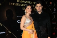 আমাকেই আমন্ত্রণ জানায়নি, ভাবছি আদৌ আমার বিয়ে কিনা: সিদ্ধার্থ