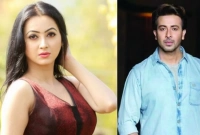 এবার উপস্থাপক ও মডেল মিতুর সঙ্গে শাকিব খান