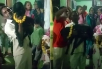 ছাগলের বাচ্চার জন্মদিন উদযাপন ডিজে পার্টি ও কেক কেটে!