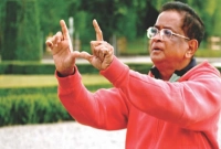 জননন্দিত লেখক হুমায়ূন আহমেদের ১৯টি গুরুত্বপূর্ণ উক্তি