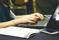 ১৫ উপায়ে আয় করতে পারেন অনলাইন থেকে!