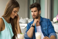 স্ত্রীর মনের কথা জানার সহজ উপায়!