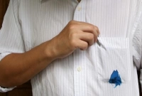 যে কোনো দাগ কাপড় থেকে তোলার সহজ উপায়!