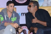 অক্ষয় কুমারকে ‘গুটখা খোর’ বললেন প্রকাশ রাজ!