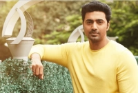 এক সময়ে যাদের থালাবাসন ধুয়েছেন দেব!