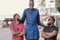 ২৯ বছর বয়সেই আব্দুল সামেদের উচ্চতা ৮ ফুটের উপরে! এখনও বাড়ছে