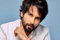 জীবনের নতুন অধ্যায়ে পা রাখলেন শহিদ কাপুর