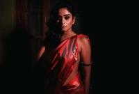 বকেয়া টাকা চাইতে গিয়ে অদ্ভুত আচরণের শিকার অভিনেত্রী শ্রীতমা