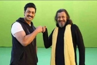 মিঠুন চক্রবর্তীর সঙ্গে নিজের সুসম্পর্কের কথা তুলে ধরলেন দেব