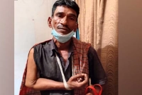 ভিক্ষা করে সংসার চলে পল্লীকবি জসীম উদ্দিনের কবিতার সেই আসমানীর ছেলে!