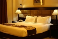 যে ৪টি কাজ করবেন না আবাসিক হোটেলে