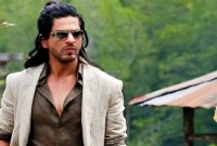 যে নায়িকার সঙ্গে আপত্তিকর কাণ্ড ঘটালেন শাহরুখ