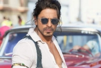 ৫৭ বছর বয়সেও কীভাবে 'তরুণ'? শাহরুখের ফিটনেসের ৯টি রহস্য