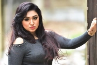 অপু বিশ্বাসের হঠাৎ আমেরিকার যাওয়ার কারণ জানা গেল