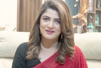 ছেলের কারণে মাঝরাতে থানায় ছুটতে হলো শ্রাবন্তীকে