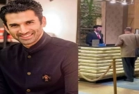 হঠাৎ করে হোটেলে কেন কাজ নিলেন আদিত্য রায়! 