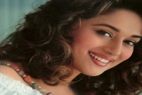  এবার নতুন এক গুঞ্জন মাধুরীকে নিয়ে!