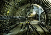 মাটির নিচে মেট্রো রেলের কাজ করতে গিয়ে মিলল গুপ্তধন!