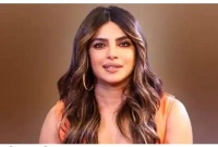 ঝলমলে ঝলকে আবার প্রিয়াংকা