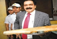 থালাবাসন মেজে পেতেন ১৮ টাকা, এখন ১৫০টি রেস্তোরাঁর মালিক!