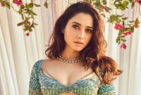 ‘অভিনেতারা কখনও নিজেদের বয়স নিয়ে সত্যি কথা বলেন না’