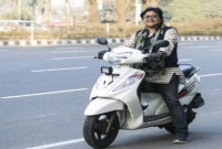 অফিস ছুটি, দুর্ভাবনার স্কুটি