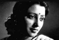 সুচিত্রা সেনের ৩৫ বছর আড়ালে থাকার কারণ জানা গেল 