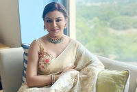 কি ধরনের সুখবর দিলেন জয়া আহসান