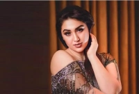 সুখে থাকার মন্ত্র কী, জানালেন অপু বিশ্বাস