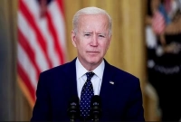 গত এক বছরে আয় কমেছে যুক্তরাষ্ট্রের প্রেসিডেন্টের