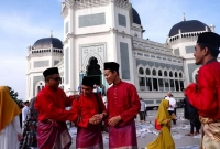 গোল্ডেন ভিসা কী? যাদেরকে বেশি দেওয়া হবে এটি