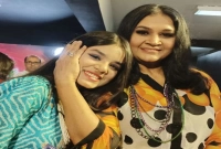 গানের ভুবনে মায়ের অনুপ্রেরণায় পূর্ণতা