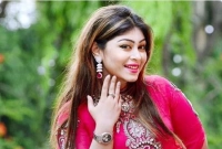 ‘আমি ঢাকাতেই ঈদ করলাম, আপনারা কোথায়?’