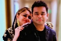 মঞ্চে স্ত্রীকে যা করতে না করলেন এ আর রহমান‍!