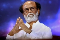 কেন ঘোষণা দিয়েও রাজনীতিতে আসলেন না? অবশেষে জানালেন রজনীকান্ত