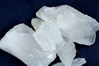 ফিটকিরির আজব ৫ গুন, যা হয়তো আপনার অজানা!