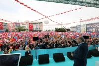 নির্বাচনের আগে দেশজুড়ে নবজোয়ার এনেছেন এরদোয়ান