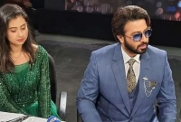 বুবলী অধ্যায়ের পুরোপুরি ইতি টানলেন শাকিব খান